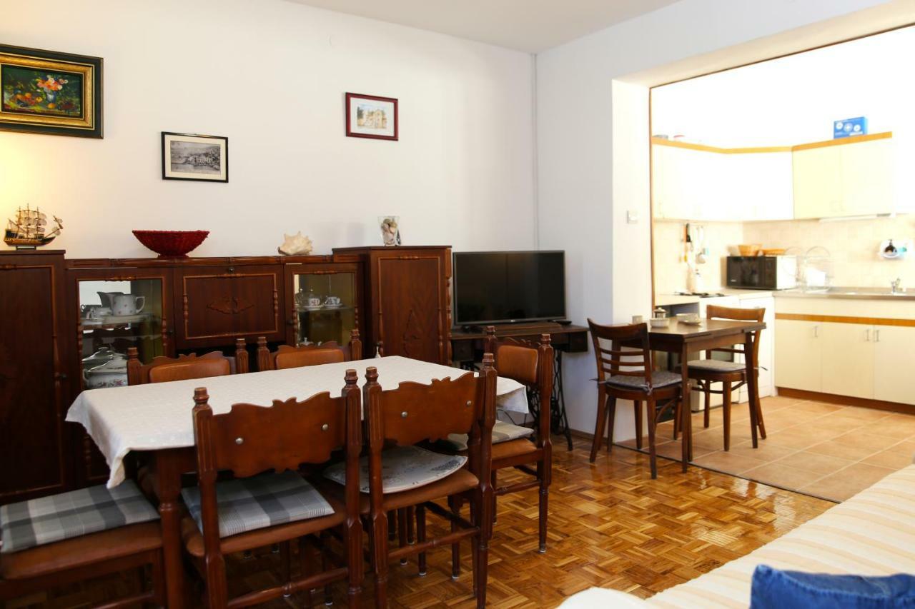 Seaside Apartment Tisno Εξωτερικό φωτογραφία