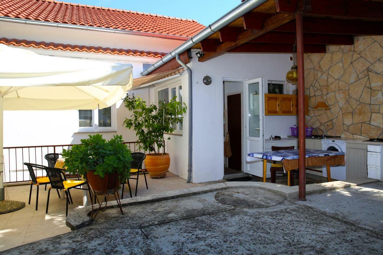 Seaside Apartment Tisno Εξωτερικό φωτογραφία