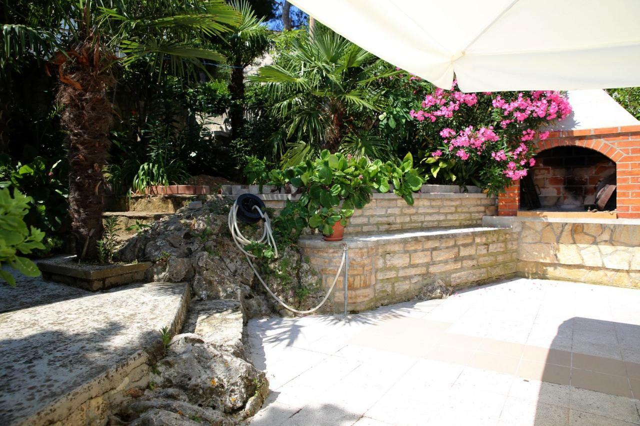 Seaside Apartment Tisno Εξωτερικό φωτογραφία